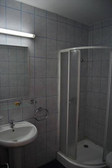Фото номера Двухместный номер с 2 отдельными кроватями Гостевой дом Cabana Popasul Haiducilor г. Петрошани 14
